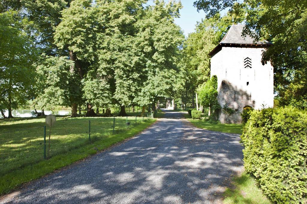Lozerkasteel Hotel Kruishoutem Екстериор снимка